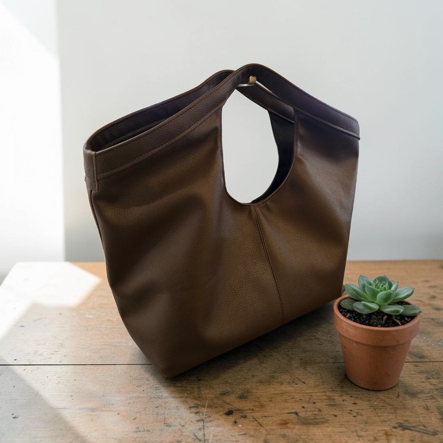 The Lily Tote