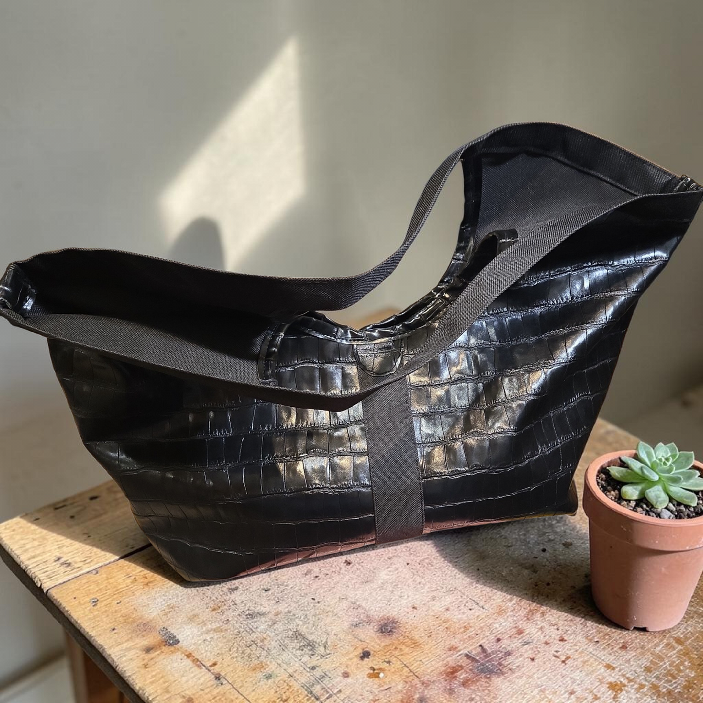 The Lily Tote